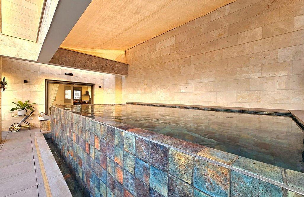 170743 גלרית חוץ, ויאיי פנטהאוז | VI Penthouse, וילה  בחדרה וילות - Vila