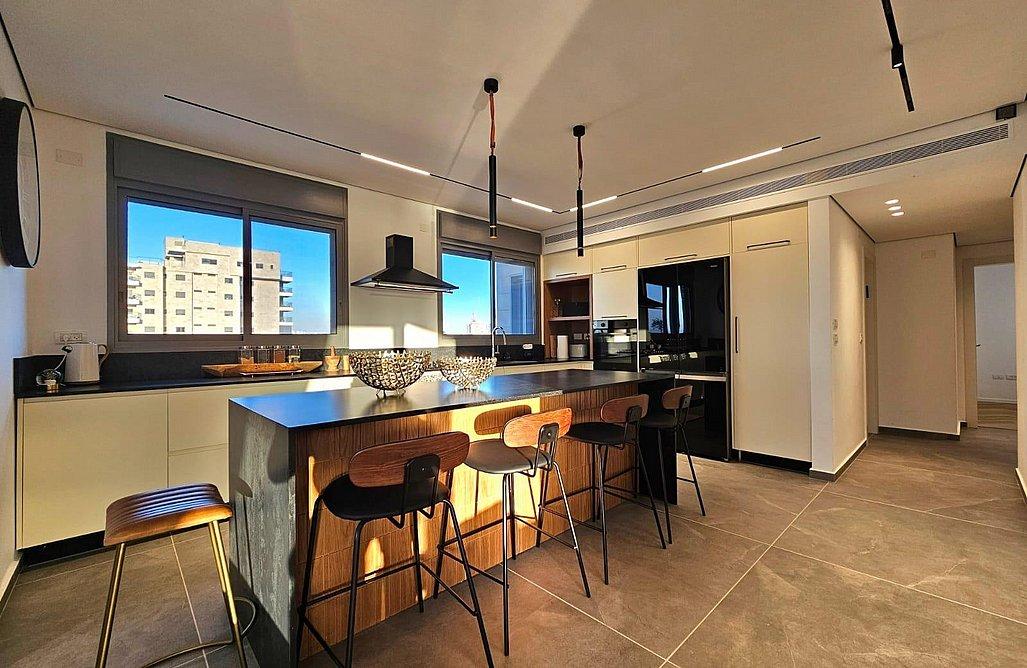 170764 גלרית פנים, ויאיי פנטהאוז | VI Penthouse, וילה  בחדרה וילות - Vila