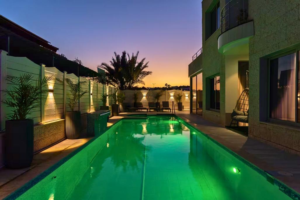 176241 המתחם החיצוני, וילה דולצ'ה ויטה, וילה  באילת וילות - Vila