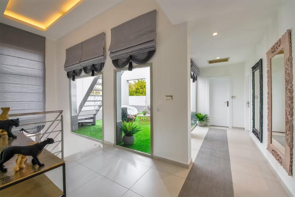 176263 המתחם הפנימי, וילה דולצ'ה ויטה, וילה  באילת וילות - Vila