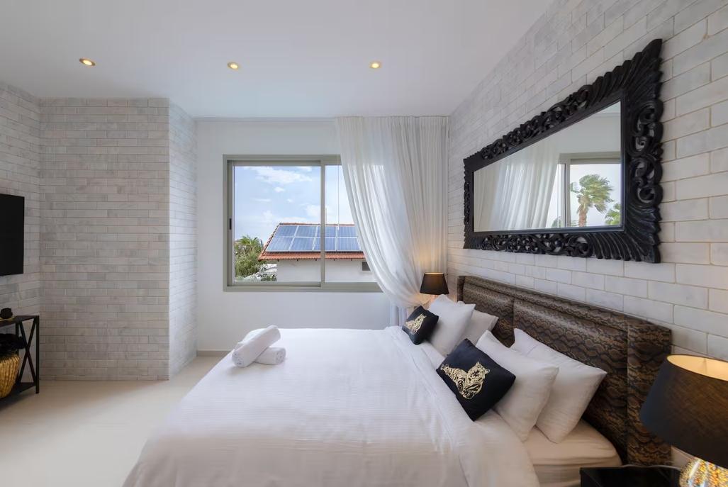 176272 המתחם הפנימי, וילה דולצ'ה ויטה, וילה  באילת וילות - Vila