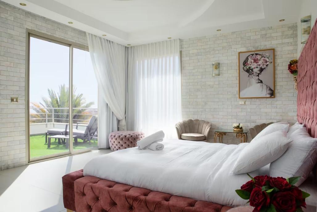 176281 המתחם הפנימי, וילה דולצ'ה ויטה, וילה  באילת וילות - Vila