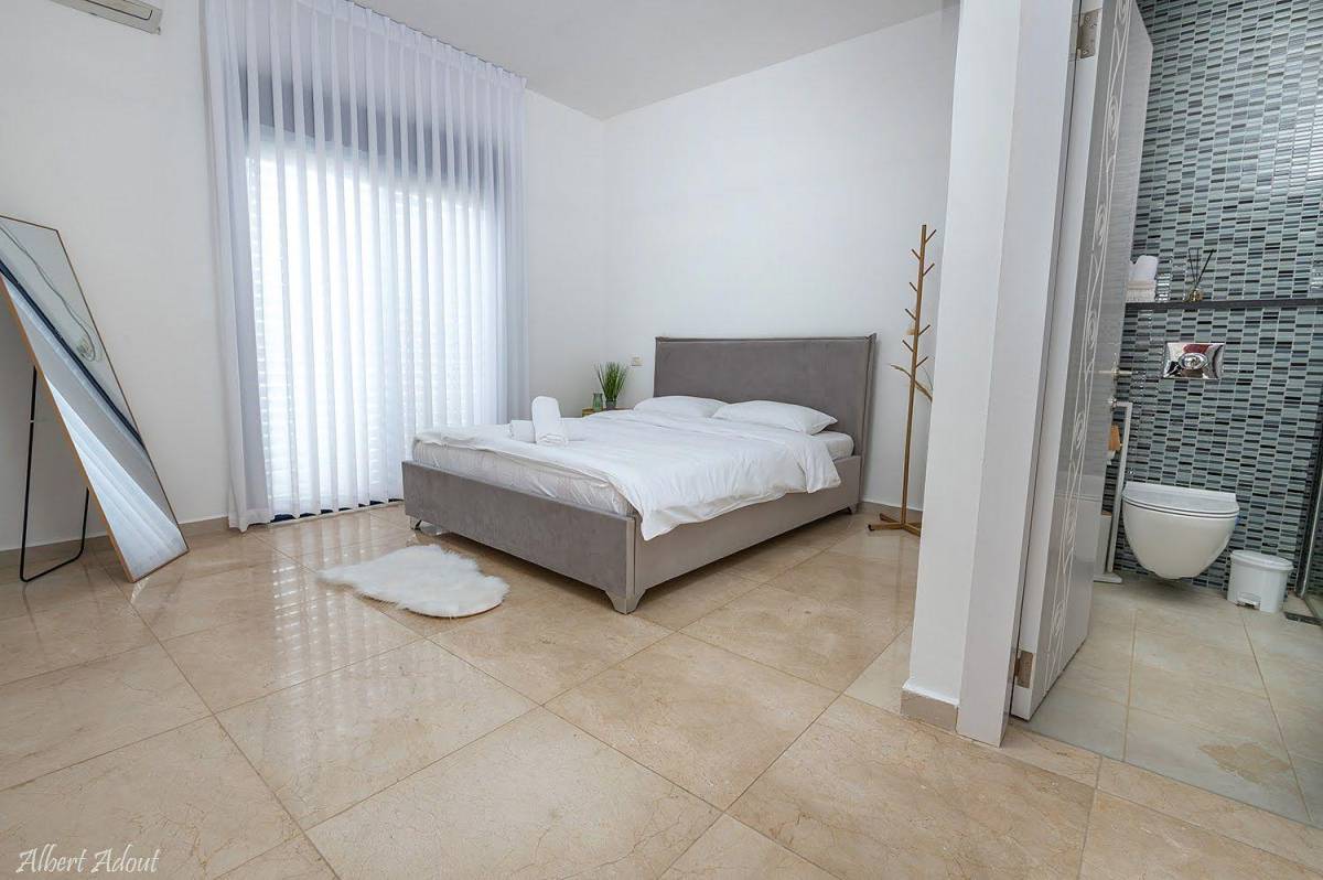 176501 מתחם פנים, אחוזת לידר, וילה  בנוף כנרת וילות - Vila