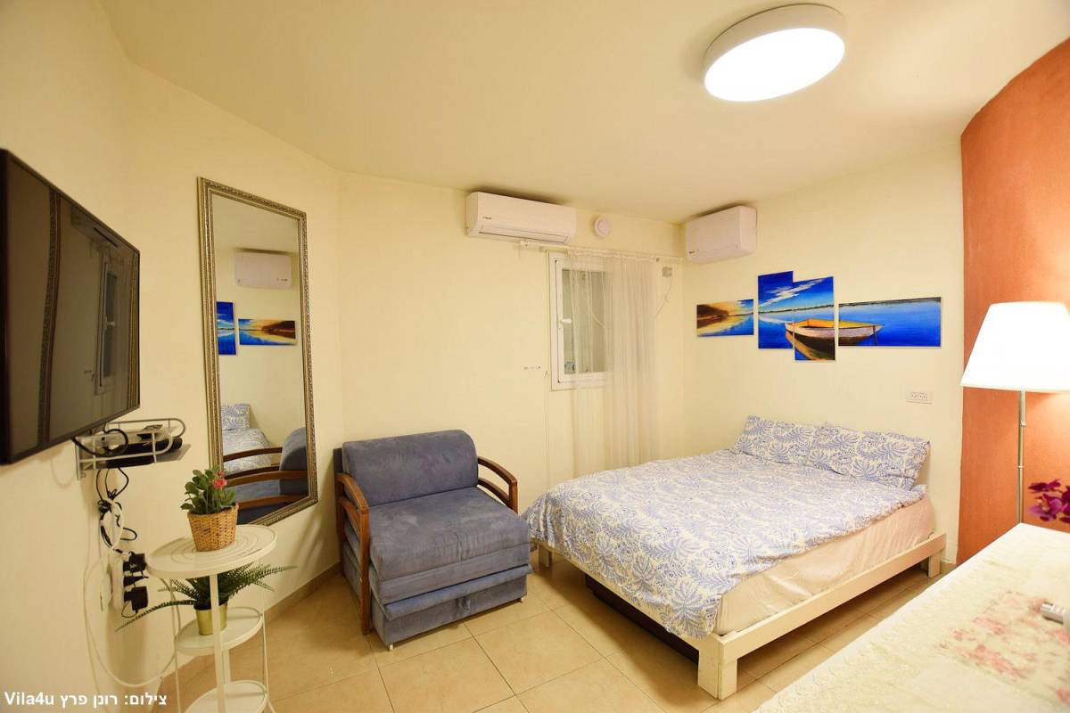 178672 גלרית פנים, וילה בית הלוגים, וילה  במגדל וילות - Vila