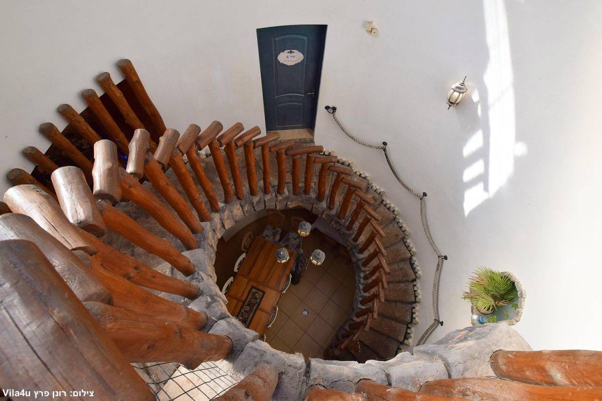 178677 גלרית פנים, וילה בית הלוגים, וילה  במגדל וילות - Vila