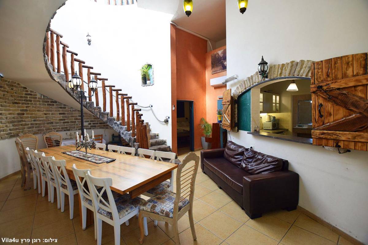 178690 גלרית פנים, וילה בית הלוגים, וילה  במגדל וילות - Vila