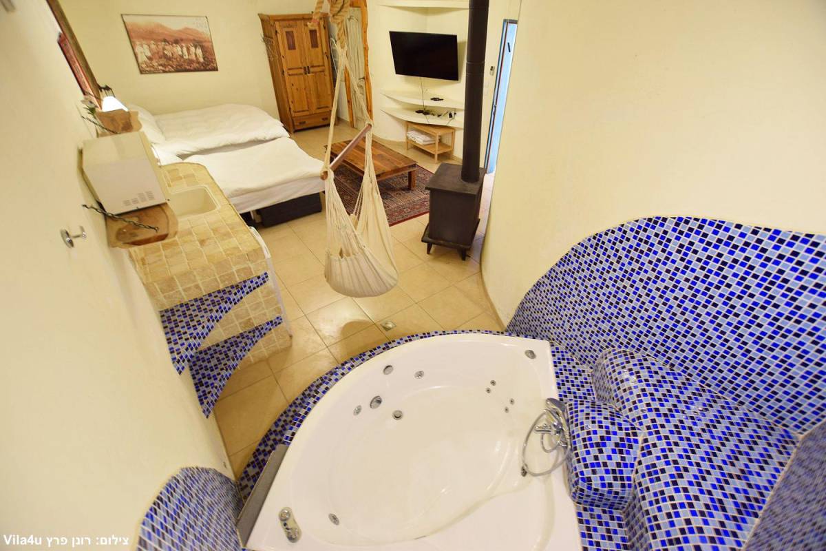 178696 גלרית פנים, וילה בית הלוגים, וילה  במגדל וילות - Vila