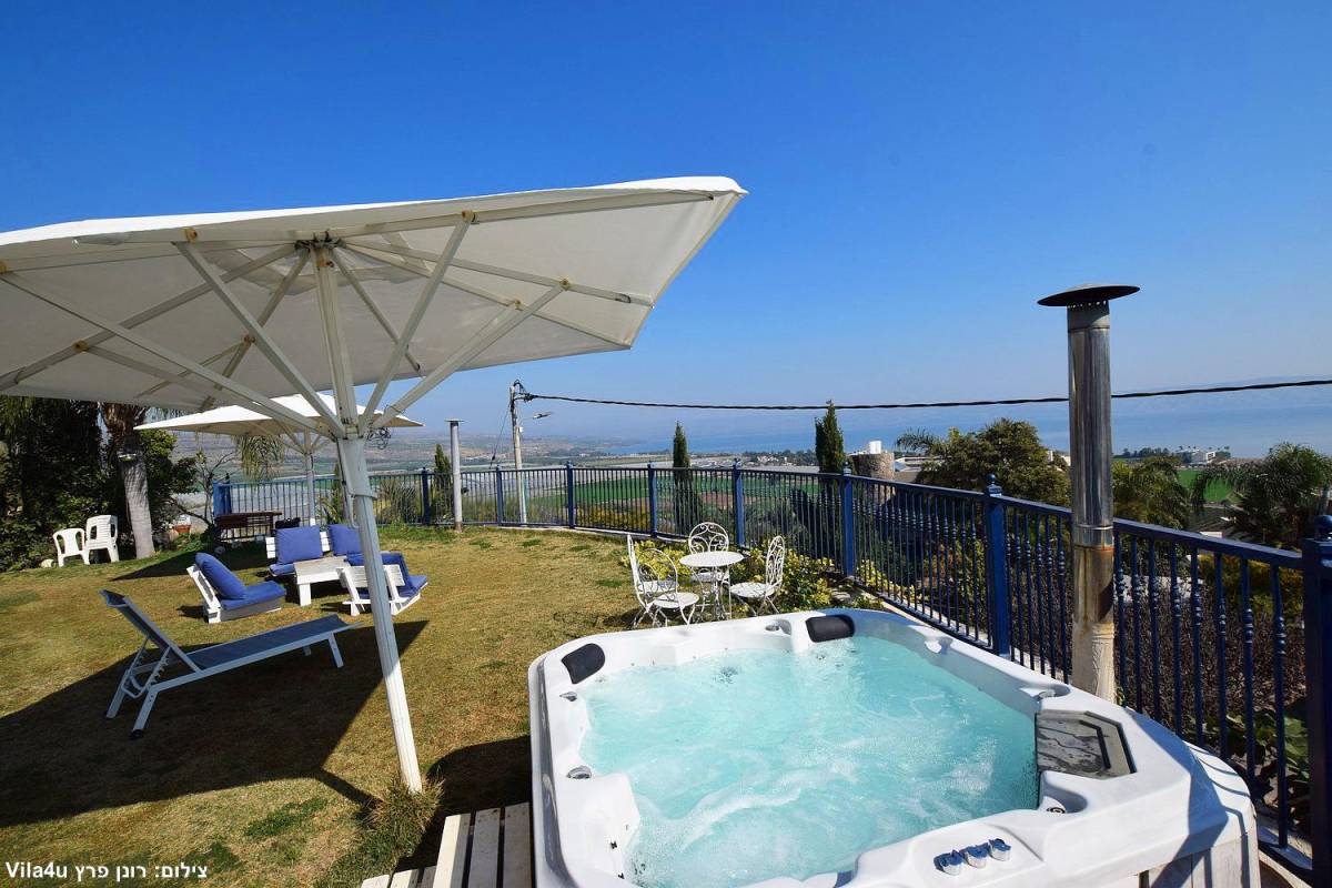 178710 גלרית חוץ, וילה בית הלוגים, וילה  במגדל וילות - Vila