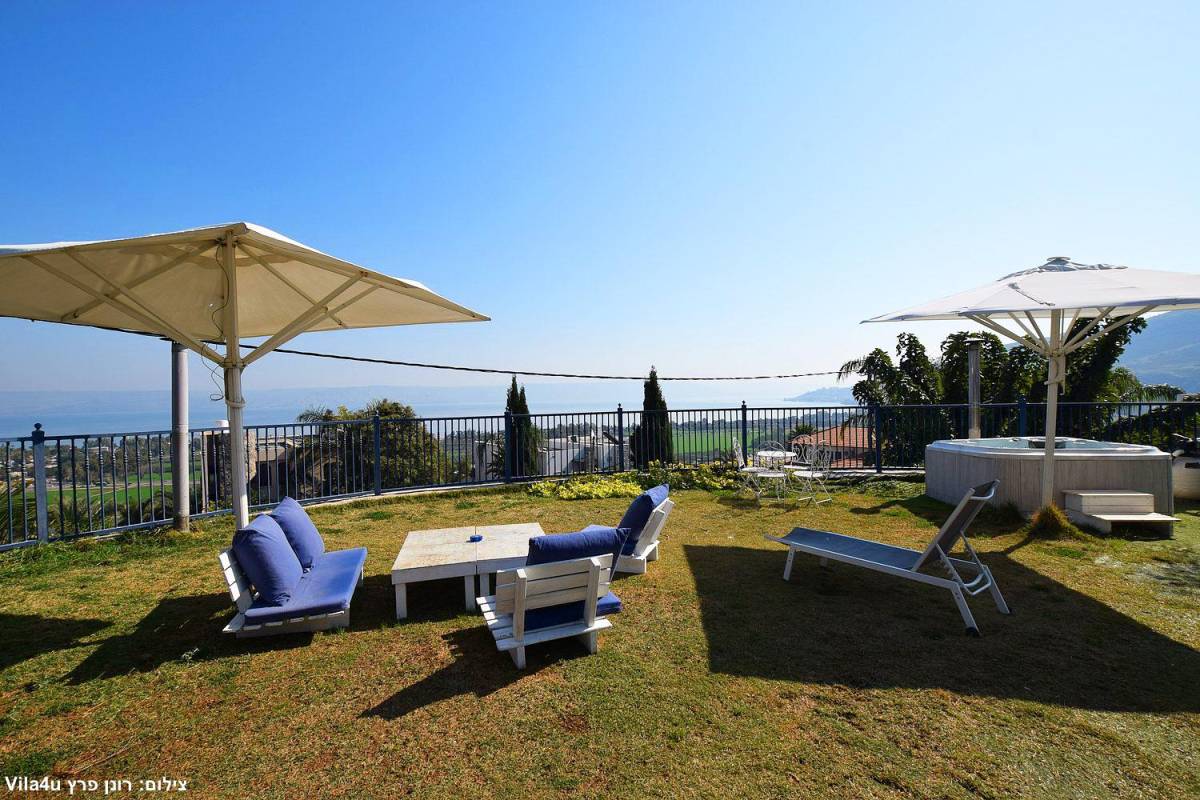 178713 גלרית חוץ, וילה בית הלוגים, וילה  במגדל וילות - Vila