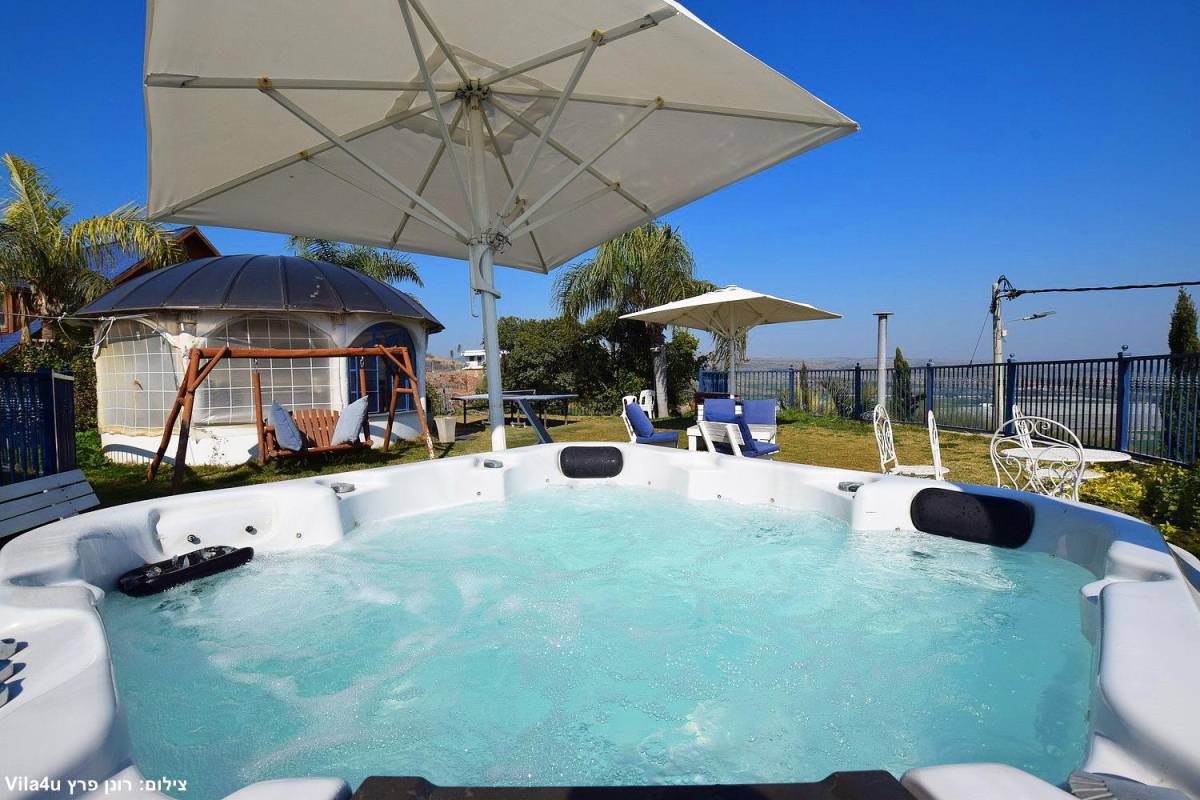 178714 גלרית חוץ, וילה בית הלוגים, וילה  במגדל וילות - Vila