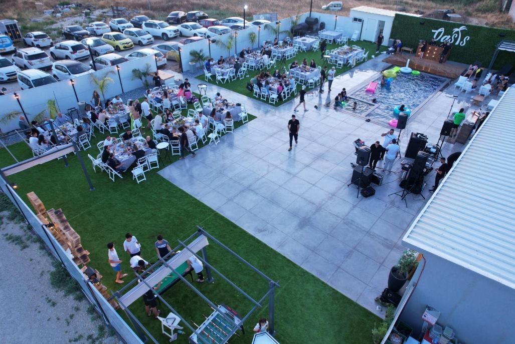 183390 חוגגים אצלנו, אואזיס, וילה  בשדה צבי וילות - Vila