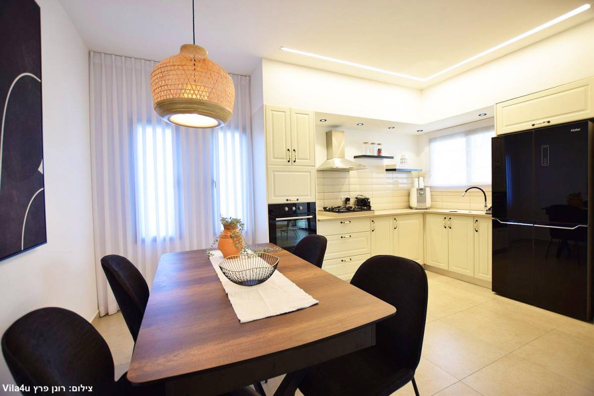 184253 גלרית פנים, וילה פנינה בטבע - לפידות, וילה  בלפידות וילות - Vila