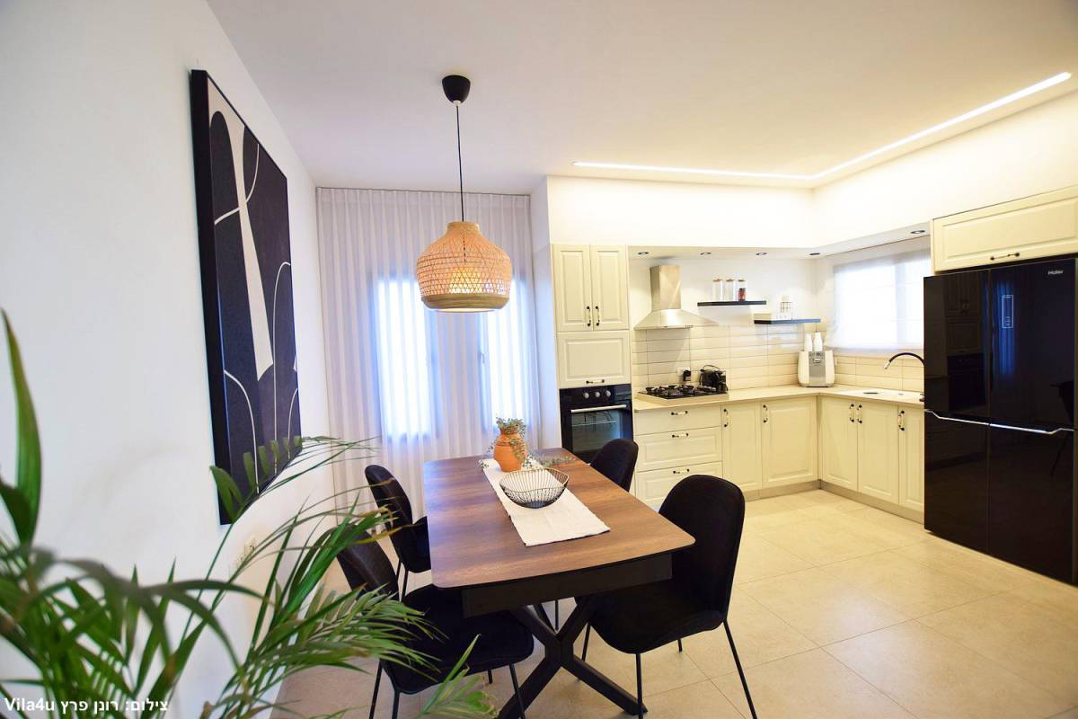 184256 גלרית פנים, וילה פנינה בטבע - לפידות, וילה  בלפידות וילות - Vila