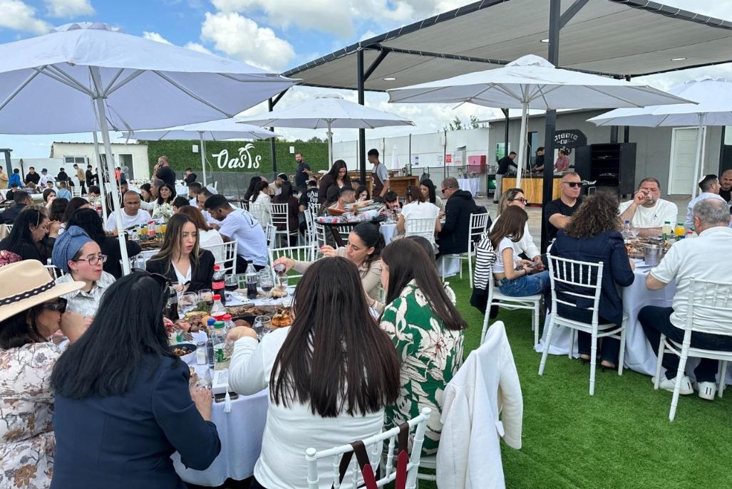 188377 חוגגים אצלנו, אואזיס, וילה  בשדה צבי וילות - Vila