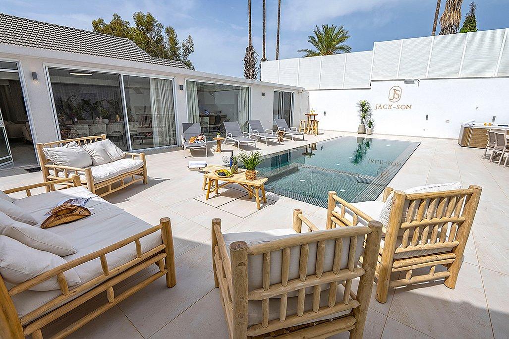 188668 מתחם חיצוני, וילה ג'קסון - Jack son, וילה  בעין יעקב וילות - Vila