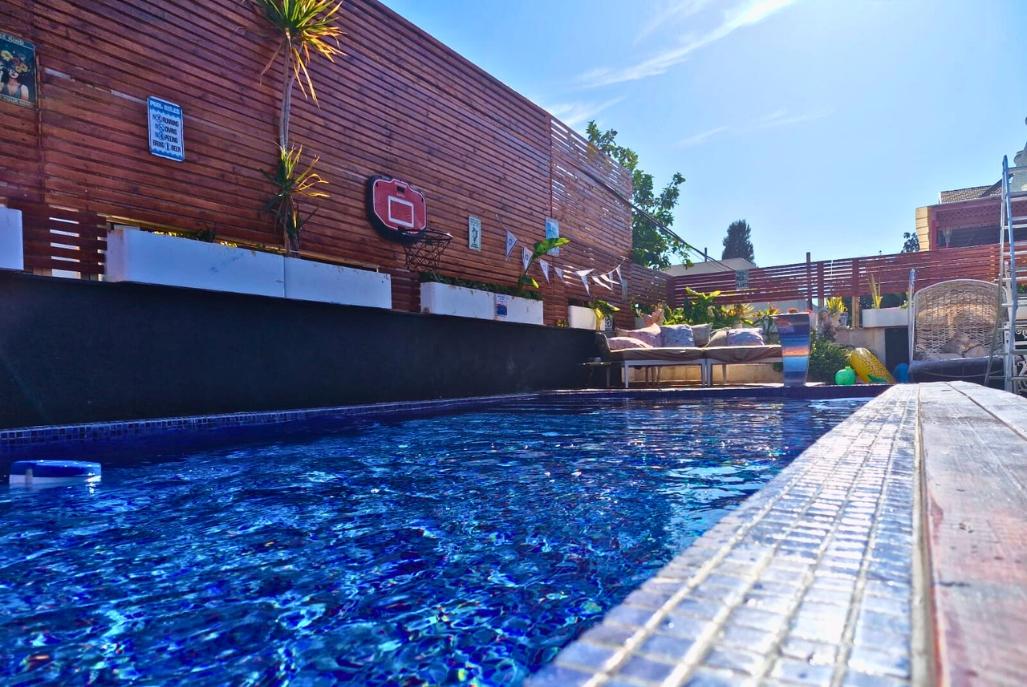 189006 גלרית חוץ, וואיט הול וילה - Villa White hall, וילה  ביהוד וילות - Vila