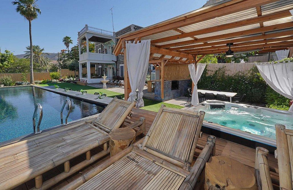 191299 המתחם החיצוני, וילה אואזיס פאלאס, וילה  בטבריה וילות - Vila 191299 המתחם החיצוני, וילה אואזיס פאלאס, וילה  בטבריה וילות - Vila