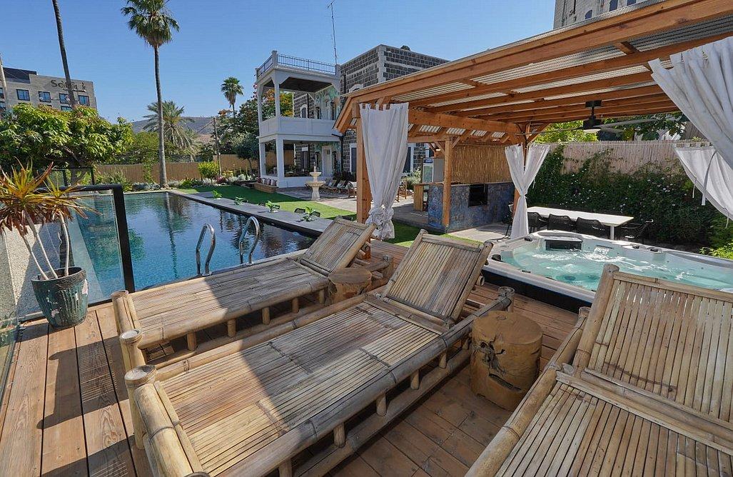 191303 המתחם החיצוני, וילה אואזיס פאלאס, וילה  בטבריה וילות - Vila 191303 המתחם החיצוני, וילה אואזיס פאלאס, וילה  בטבריה וילות - Vila