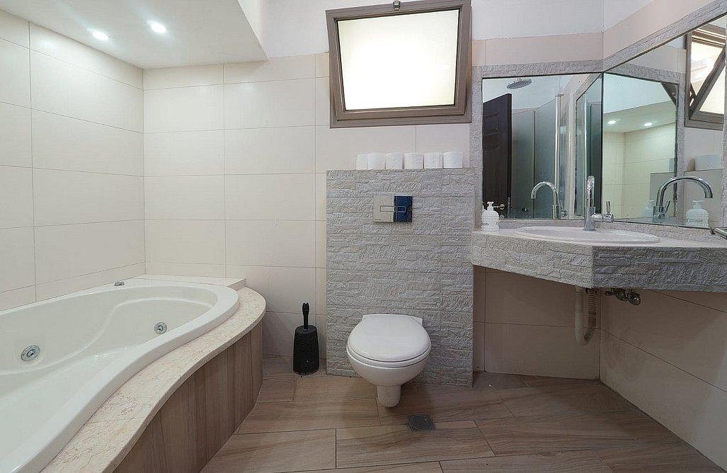 195083 גלריה כללית, שלווה במושבה - אירוח כפרי, וילה  במגדל וילות - Vila