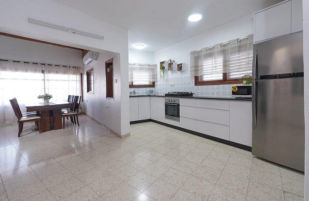 195093 גלריה כללית, שלווה במושבה - אירוח כפרי, וילה  במגדל וילות - Vila