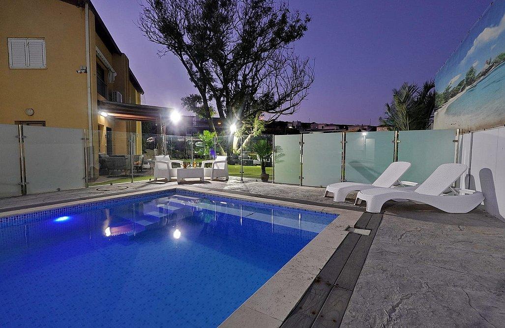 195094 גלריה כללית, שלווה במושבה - אירוח כפרי, וילה  במגדל וילות - Vila