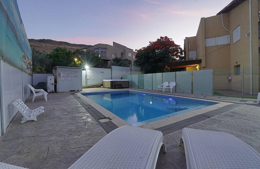 195098 גלריה כללית, שלווה במושבה - אירוח כפרי, וילה  במגדל וילות - Vila