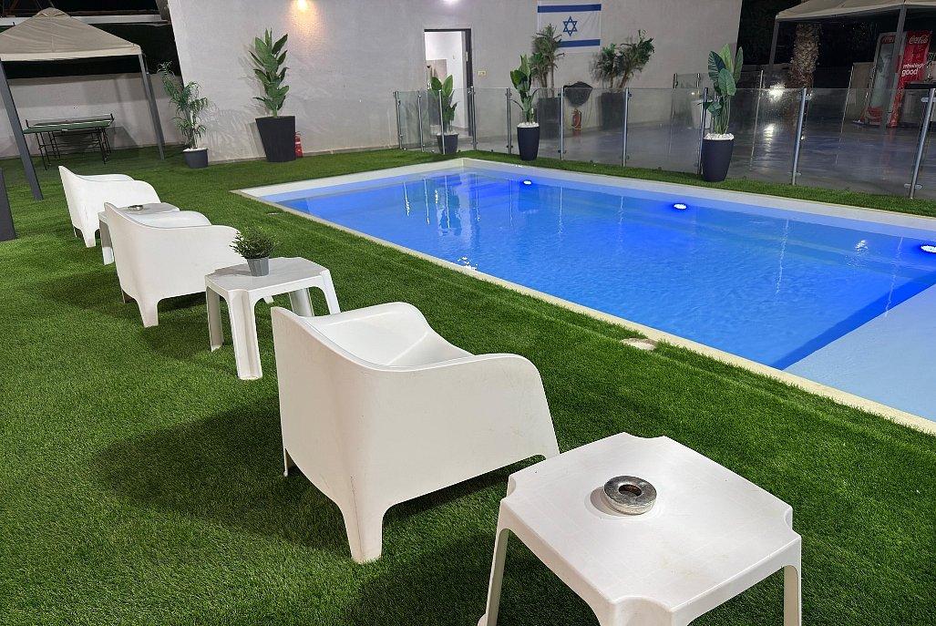 196274 מתחם האושר אדרת, מתחם האושר אדרת, וילה  באדרת וילות - Vila