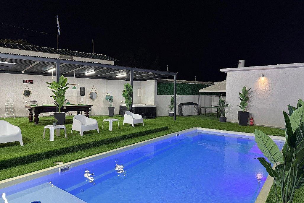 196277 הבריכה והספא, מתחם האושר אדרת, וילה  באדרת וילות - Vila