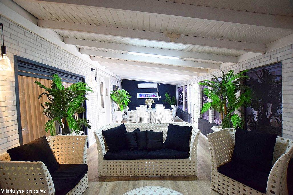 197078 מתחם חיצוני מקורה, וילה רויאל בוטיק, וילה  בנהריה וילות - Vila