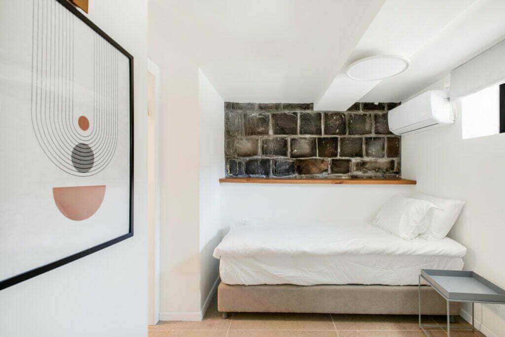 197126 סוויטות 5+6- צפנת ואורן, יו ג'י בוטיק -  UG Boutique Apartment hotel, וילה  בטבריה וילות - Vila