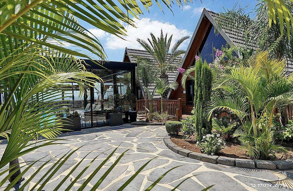 198309 מתחם חיצוני, פרופאנס בגליל, וילה  בירכא וילות - Vila