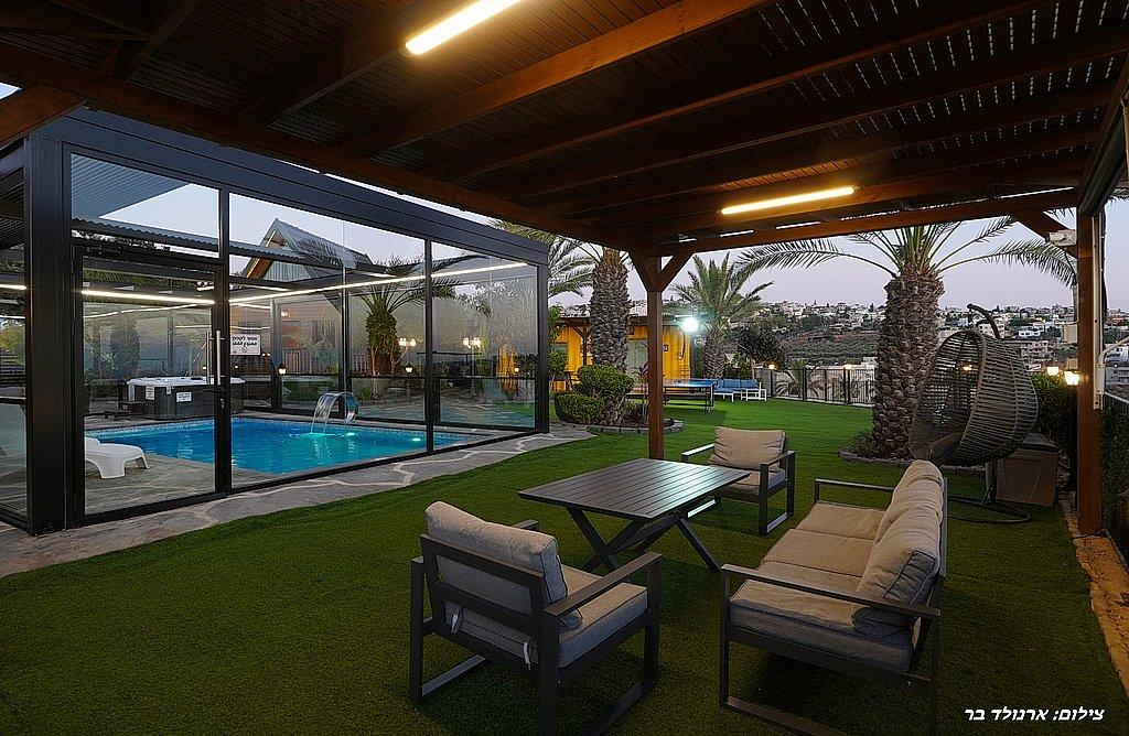 198321 תמונות חוץ ערב, פרופאנס בגליל, וילה  בירכא וילות - Vila