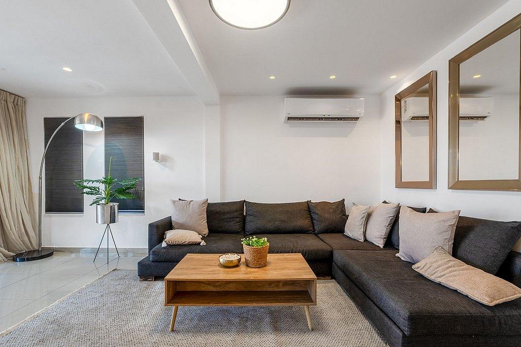 199911 גלריה כללית, הבית על הוואדי, וילה  באילת וילות - Vila