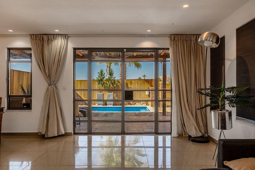 199919 גלריה כללית, הבית על הוואדי, וילה  באילת וילות - Vila