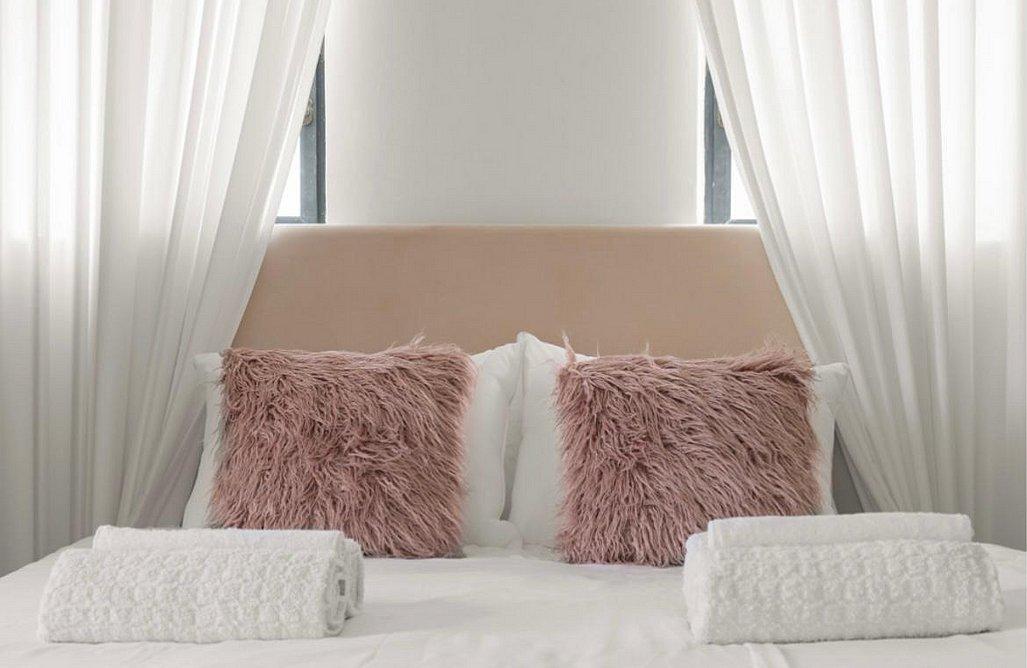 200964 חדרי השינה, פנטהאוז מעל הכותל, וילה  בירושלים וילות - Vila