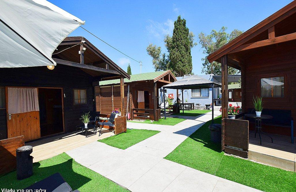 201045 המתחם החיצוני, אחוזת הזוהר, וילה  בשומרה וילות - Vila 201045 המתחם החיצוני, אחוזת הזוהר, וילה  בשומרה וילות - Vila