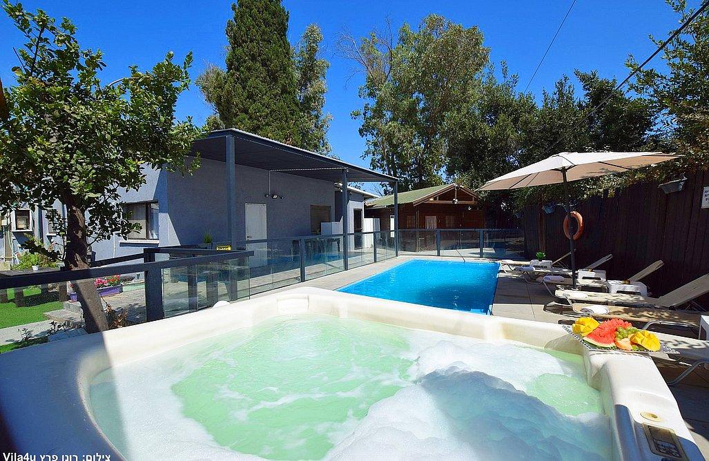 201059 המתחם החיצוני, אחוזת הזוהר, וילה  בשומרה וילות - Vila 201059 המתחם החיצוני, אחוזת הזוהר, וילה  בשומרה וילות - Vila