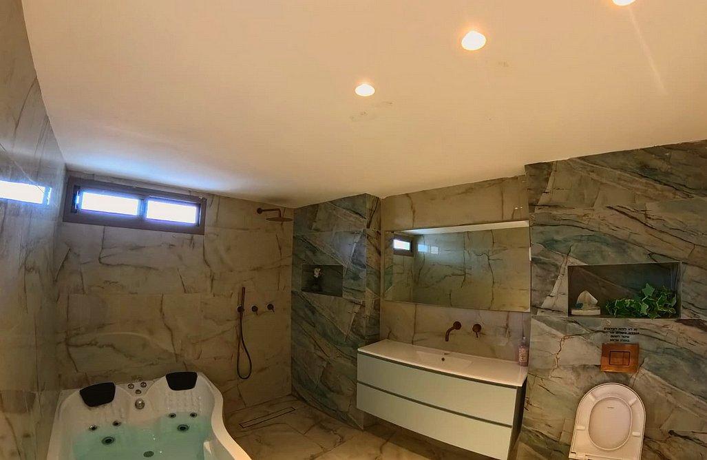 201246 גלרית פנים, וילה כוכב טבריה, וילה  בטבריה וילות - Vila 201246 גלרית פנים, וילה כוכב טבריה, וילה  בטבריה וילות - Vila