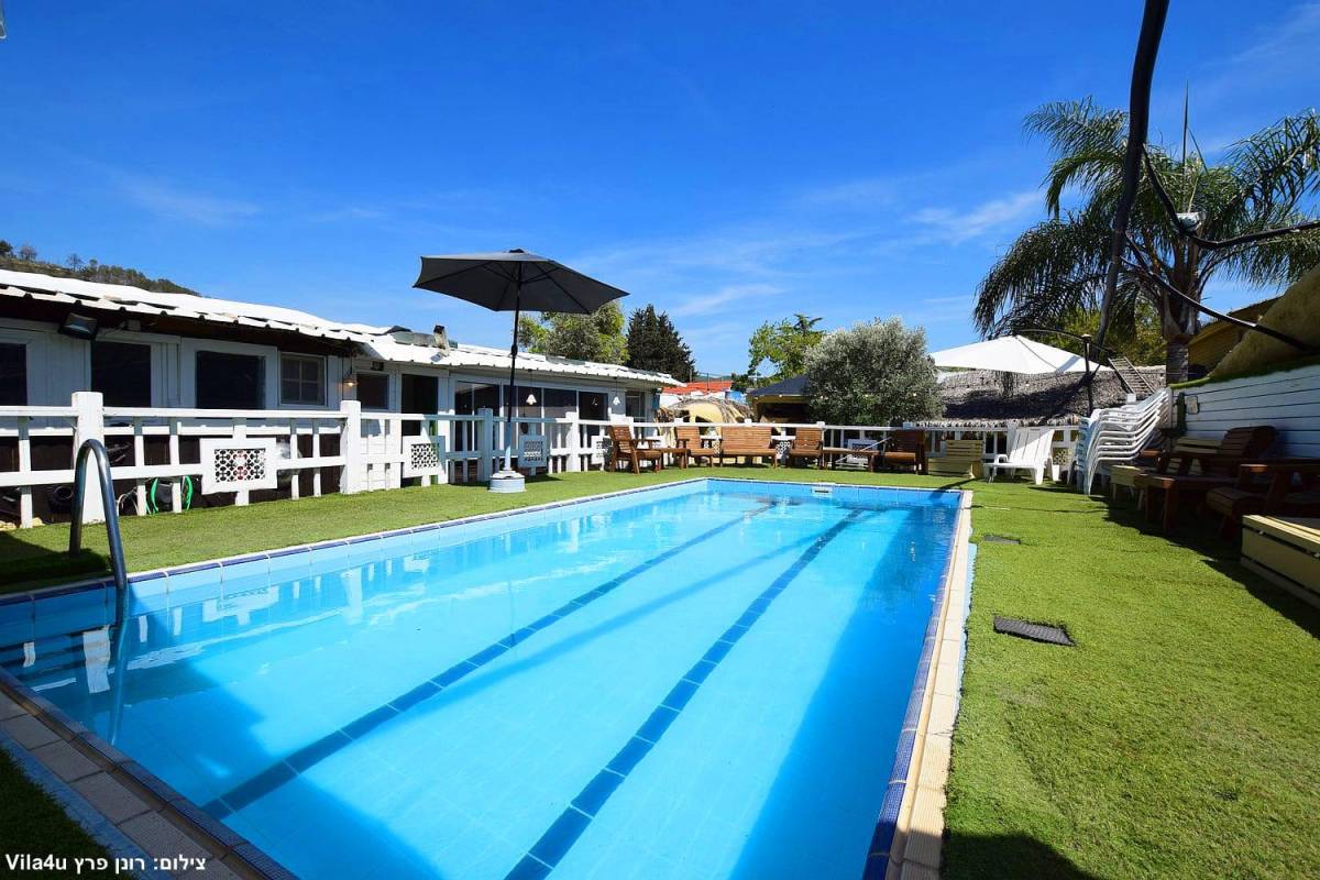 201602 מתחם הבריכה, אחוזה בגליל, וילה  בחוסן וילות - Vila