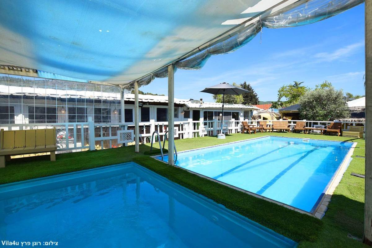 201603 מתחם הבריכה, אחוזה בגליל, וילה  בחוסן וילות - Vila