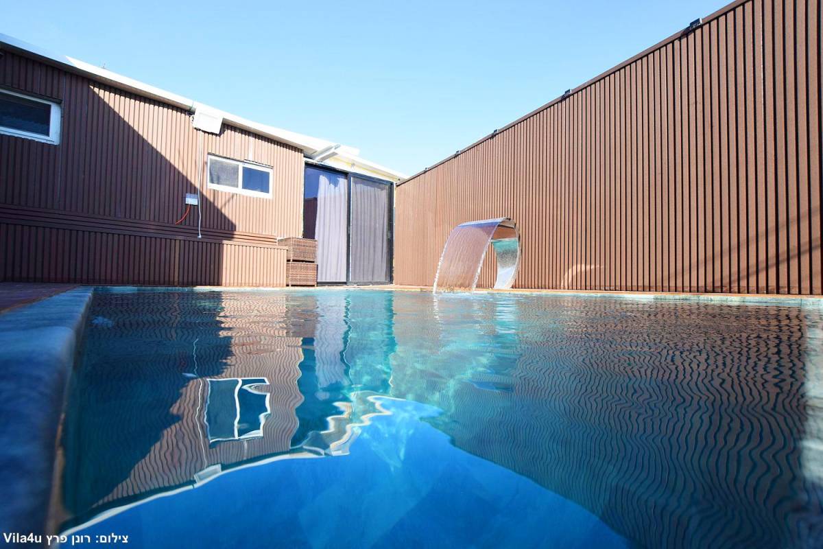 201833 גלרית חוץ, וילת השחר, וילה  בעין יעקב וילות - Vila