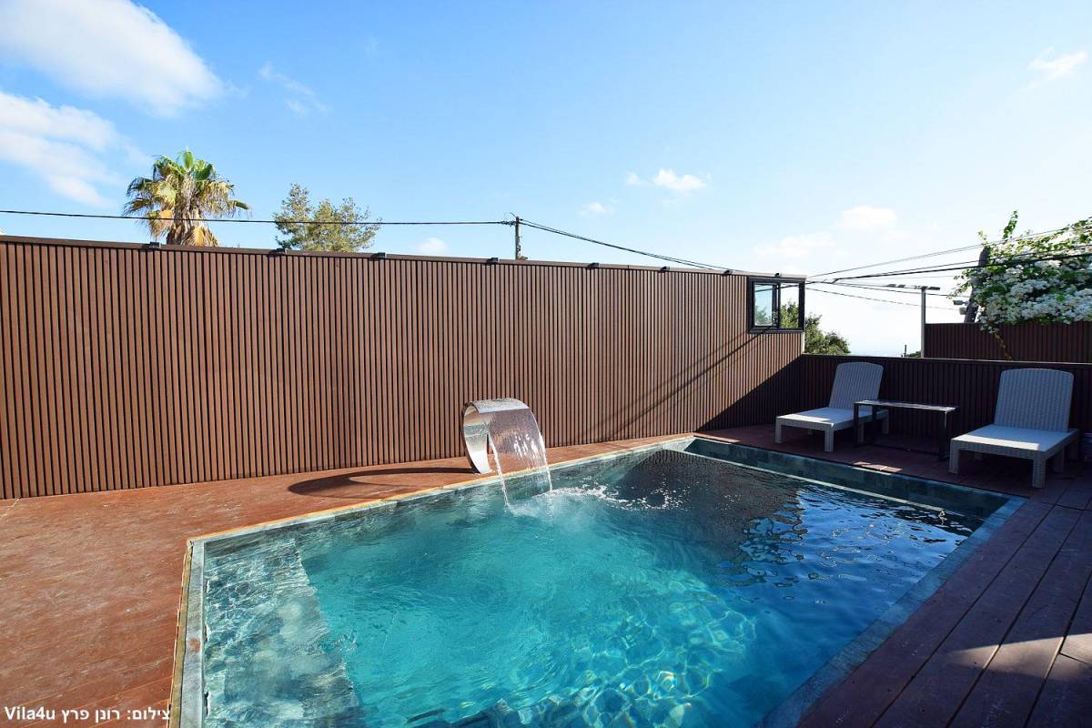 201835 גלרית חוץ, וילת השחר, וילה  בעין יעקב וילות - Vila