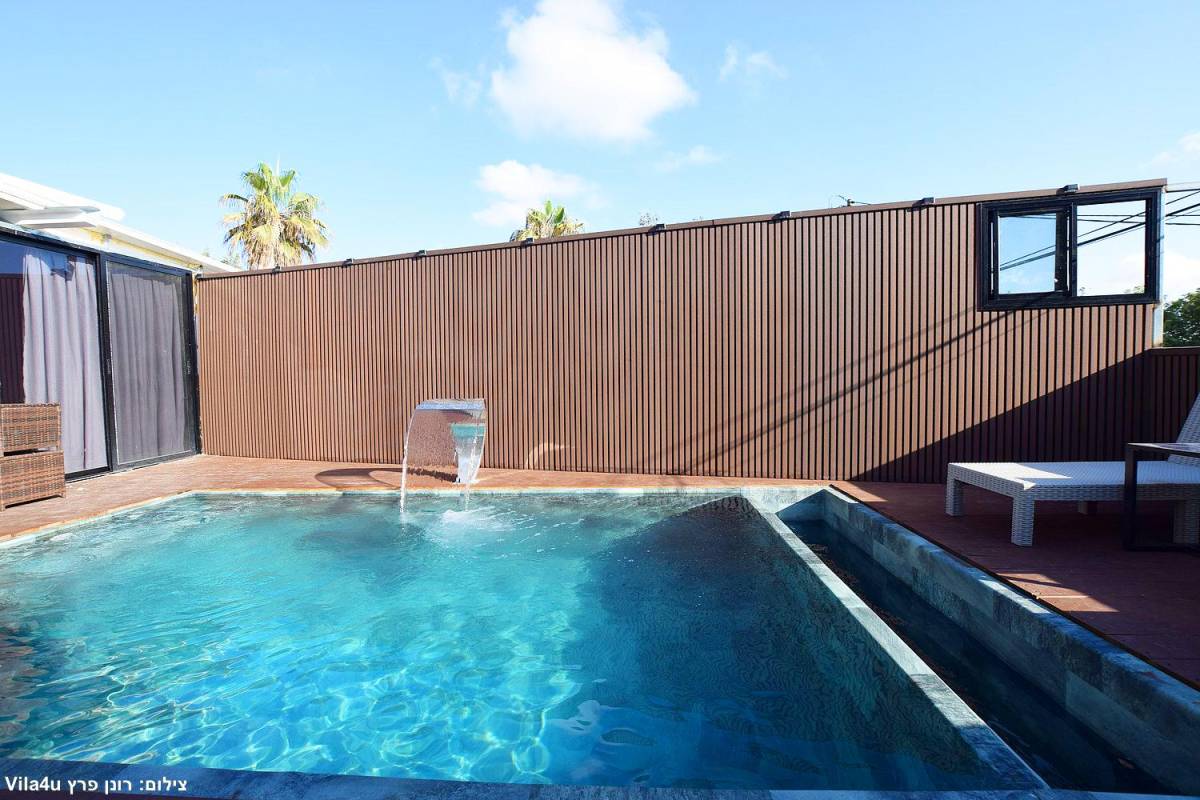 201836 גלרית חוץ, וילת השחר, וילה  בעין יעקב וילות - Vila