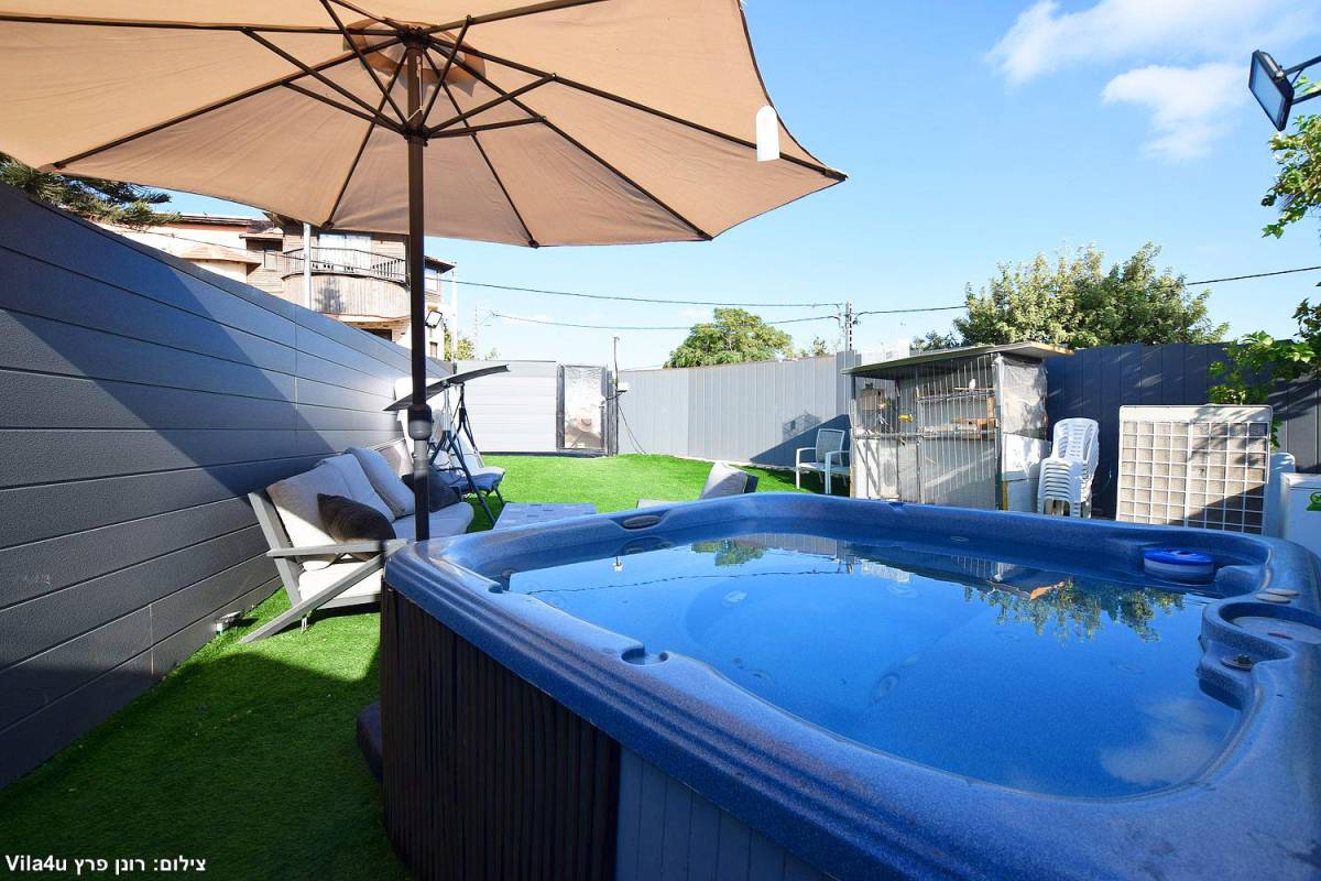 201839 גלרית חוץ, וילת השחר, וילה  בעין יעקב וילות - Vila