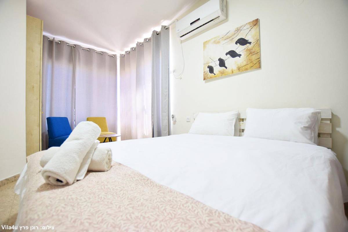 201928 גלריה כללית, וילה בין תכלת ללבן, וילה  במגדל וילות - Vila