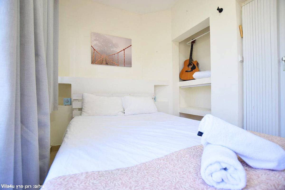 201937 גלריה כללית, וילה בין תכלת ללבן, וילה  במגדל וילות - Vila