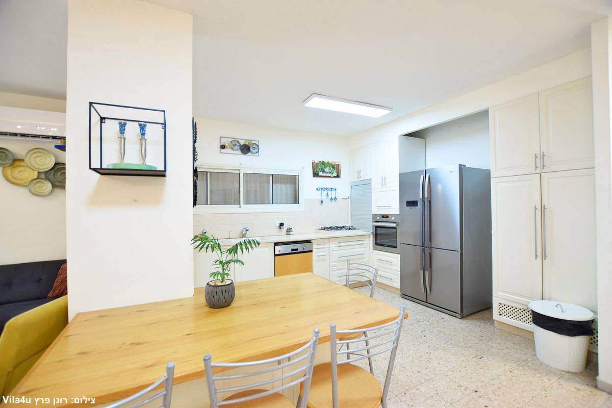 201938 גלריה כללית, וילה בין תכלת ללבן, וילה  במגדל וילות - Vila