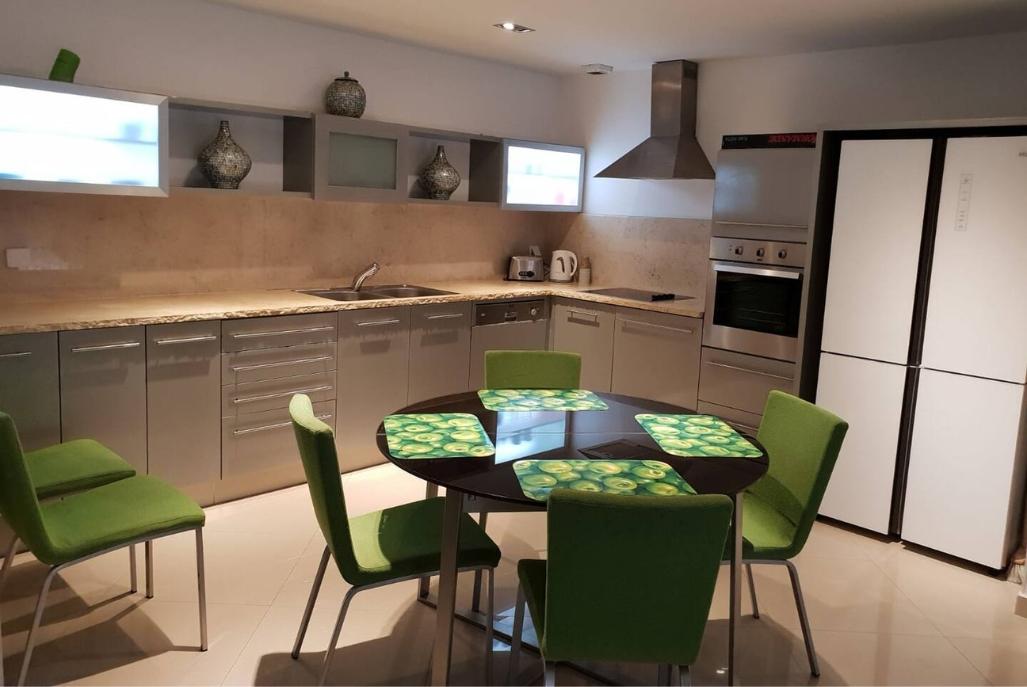 202179 סוויטה יוקרתית מלכותית, לה פלמורה אילת, וילה  באילת וילות - Vila