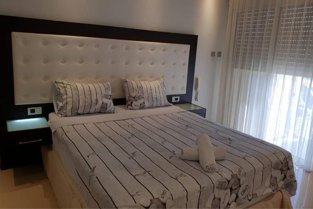 202181 סוויטה יוקרתית מלכותית, לה פלמורה אילת, וילה  באילת וילות - Vila