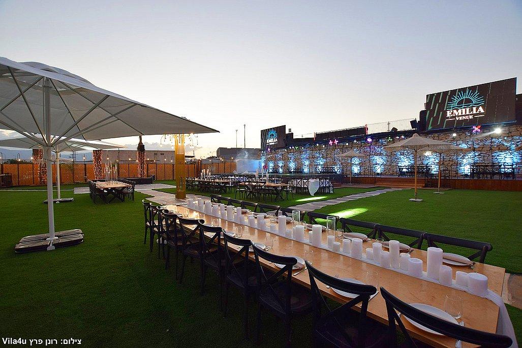 202638 אמיליה איוונטס, אמיליה איוונטס, וילה  בבית שאן וילות - Vila